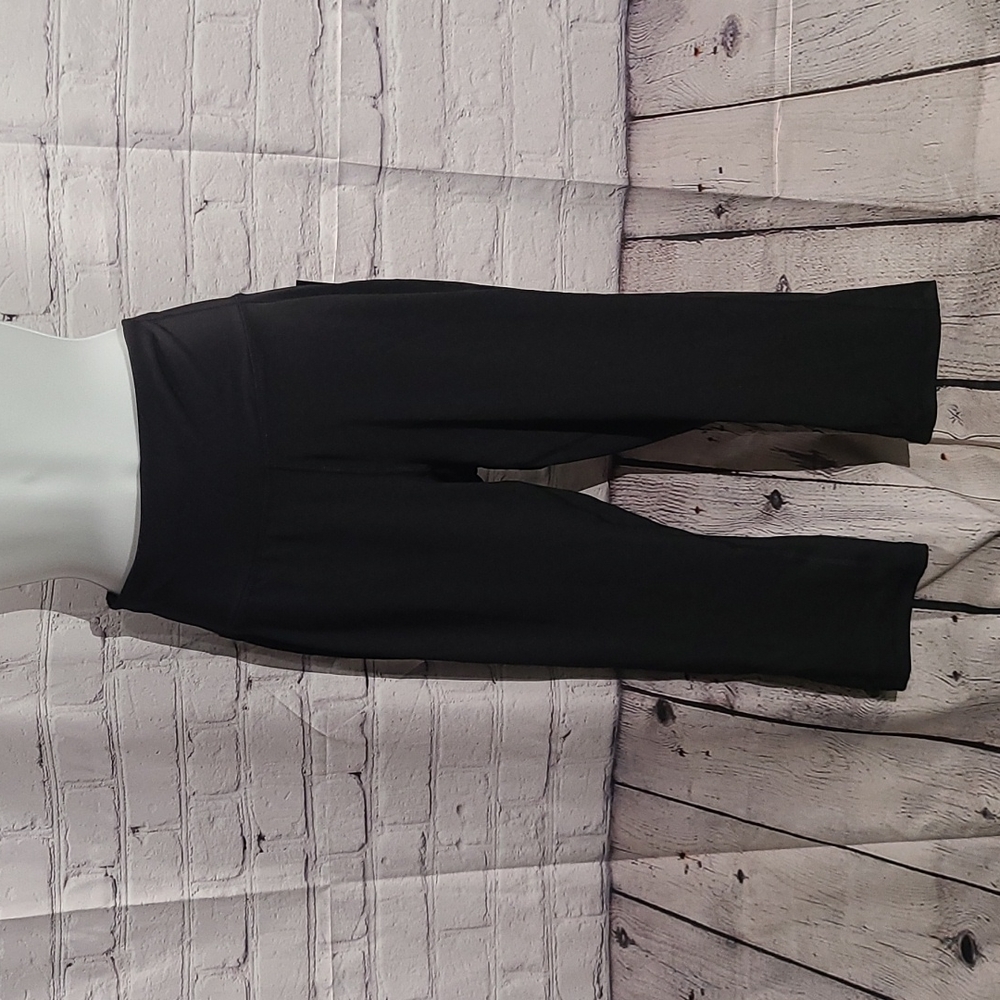 Avia workout capri